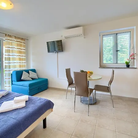 Apartments Ivica Krk Island *